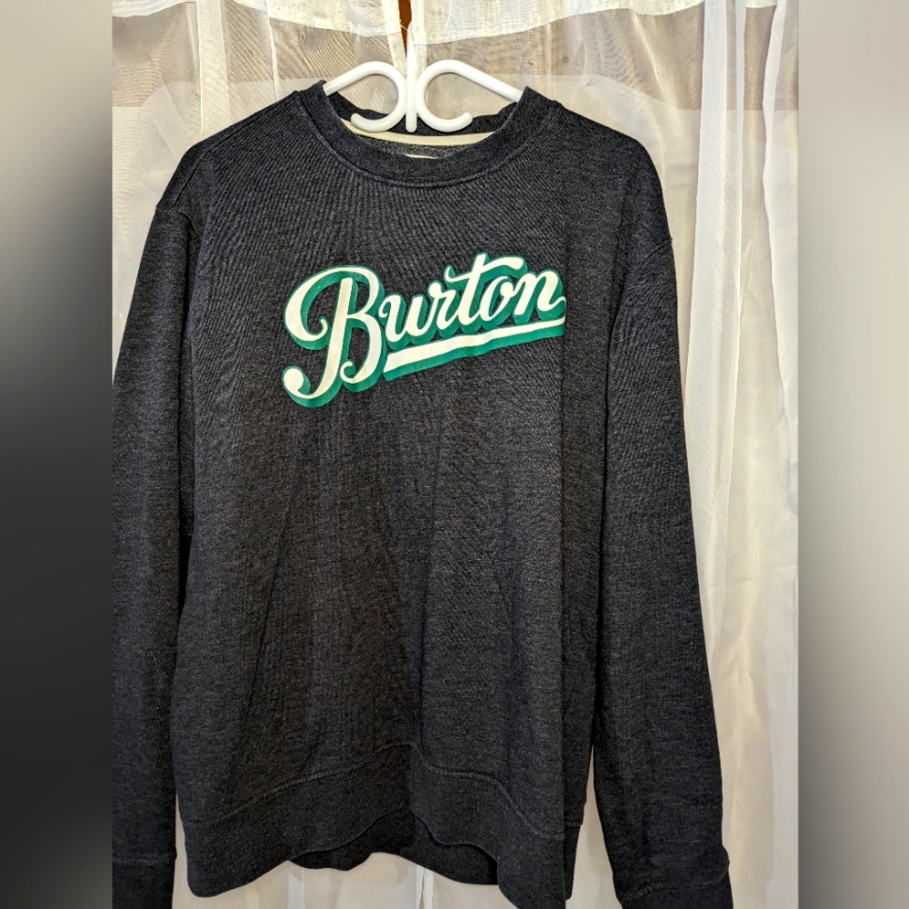 Burton Large sweater